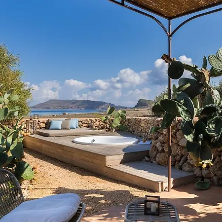 Dimora Cala Del Pozzo 住宿加早餐酒店 4*